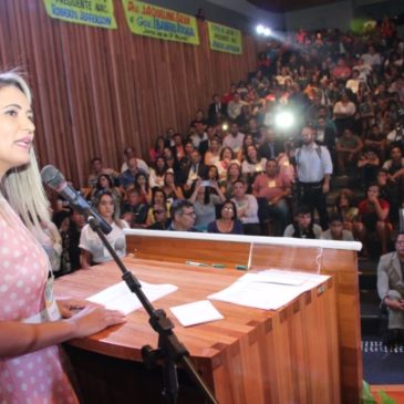 Deputada Jaqueline Silva quer prioridade no fomento da economia local