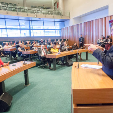 Deputado João Cardoso presta homenagem ao Dia do Feirante na CLDF