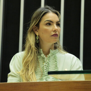 Paula Belmonte defende CPI para investigar denúncias de corrupção na Secretaria de Saúde do DF