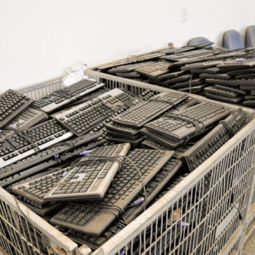 Saiba como funciona a reciclagem de resíduo eletrônico feita pelo GDF