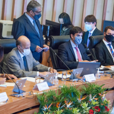 CLDF quer manter parceria com governo para garantir vacina e retomada da economia