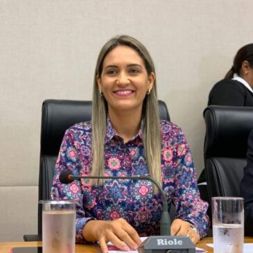 Após diálogo com Jaqueline Silva, Secretaria de Transporte amplia número de viagens de ônibus em Santa Maria