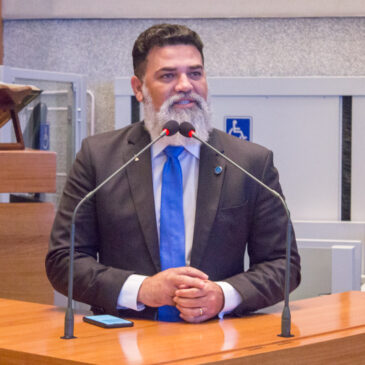 Jorge Vianna rebate “ataques” de administrador e faz balanço de emendas à Samambaia