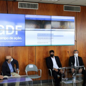 Auxílio financeiro para mais de 4,5 mil taxistas e motoristas de escolar