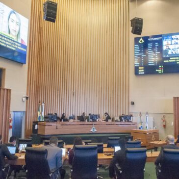 Hospitais terão que informar número de leitos com respiradores disponíveis