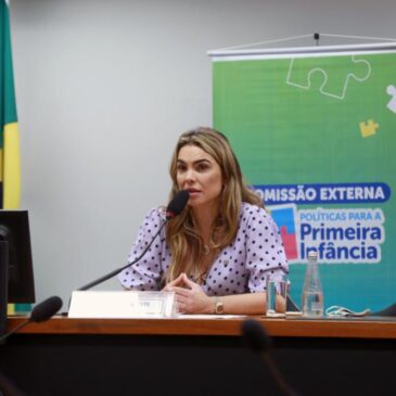 Ministério da Mulher apresenta impactos da pandemia na infância em audiência na Câmara