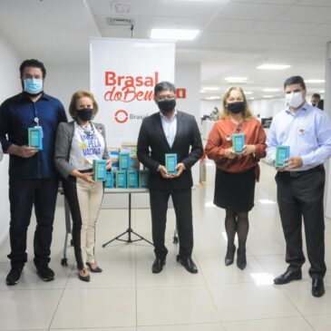 Saúde recebe doação de celulares para ajudar na vacinação