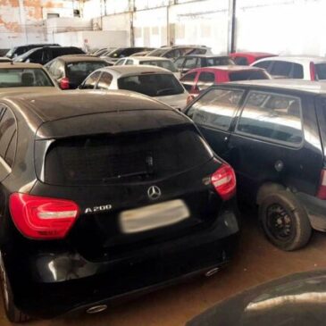 Detran faz leilão de veículos e sucatas