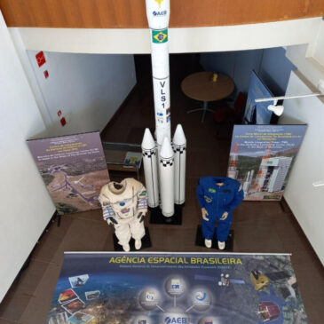 Participe da colônia de férias científica do Planetário