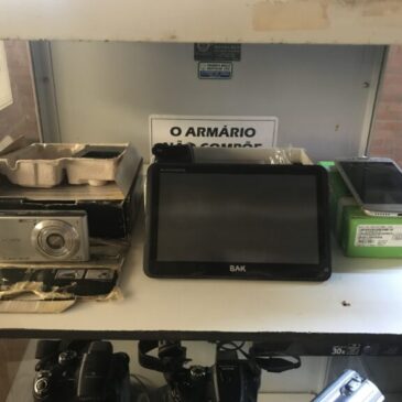 Leilão de bens móveis, materiais e equipamentos