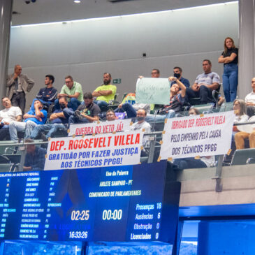 Distritais derrubam veto e alteram nome e remuneração do cargo de técnico em Políticas Públicas