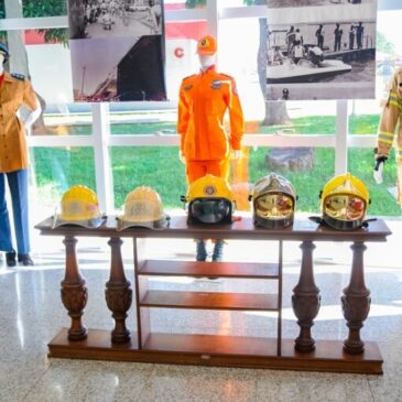 Peças raras contam a história do Corpo de Bombeiros do DF