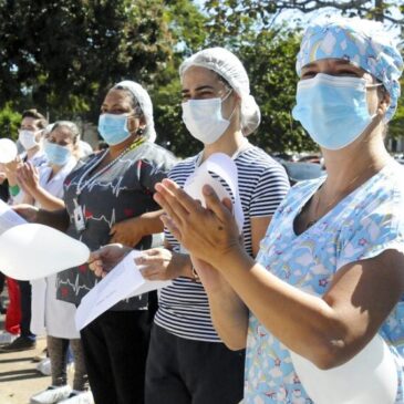 Quase 33 mil profissionais trabalham pela saúde da população brasiliense
