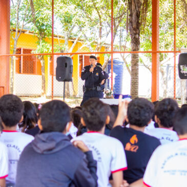 Cavalaria nas Escolas estimula cultura de paz