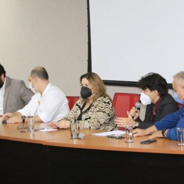 Governo reforça vacinação e testagem para conter a covid