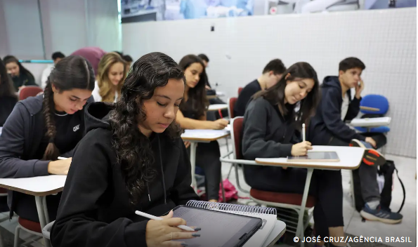 Enem 2025: como organizar os estudos no último mês antes da prova